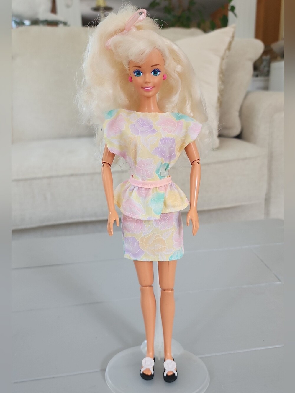 Mattel Vintage Barbie Doll Blonde Jointed Limbs 90s In Pastel Dress Beautiful